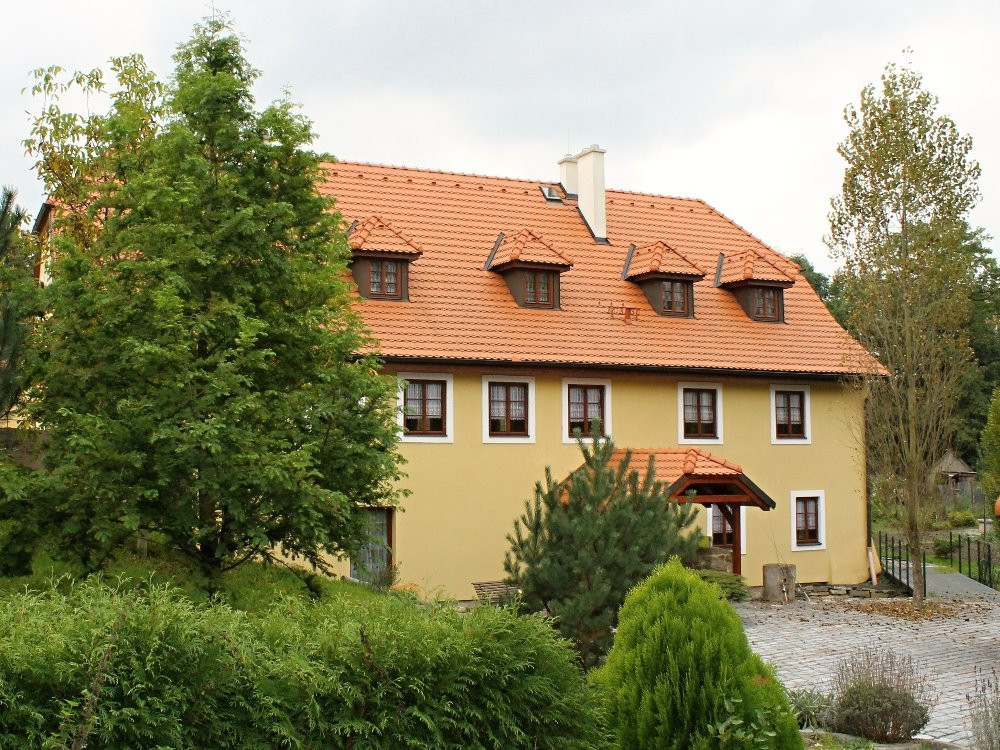 Kostelec nad Cernymi Lesy旅游攻略图片