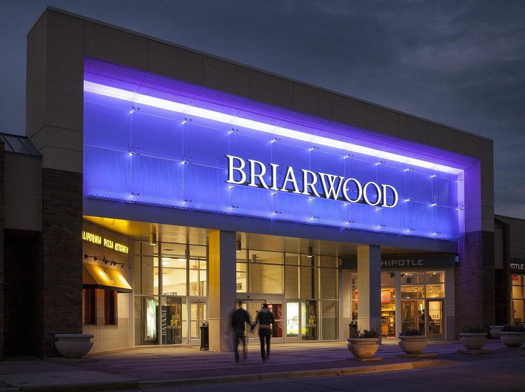 Briarwood Mall景点图片