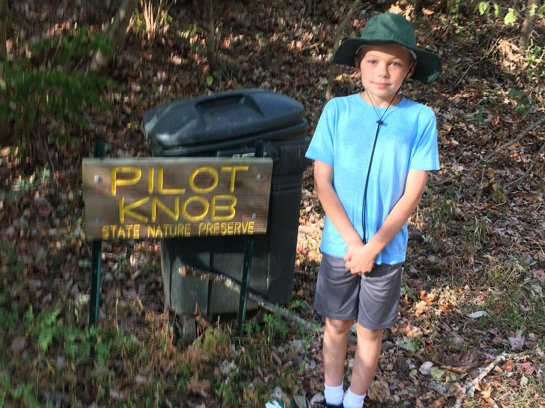 Pilot Knob Nature Preserve-Clay City必去景点