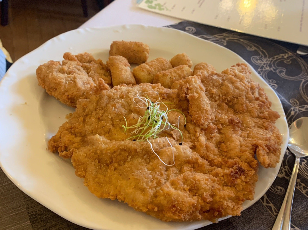 Madi Kuria Hotel主图