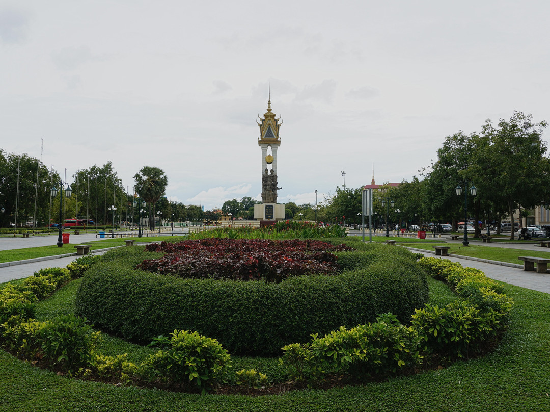 柬越友谊纪念碑景点图片