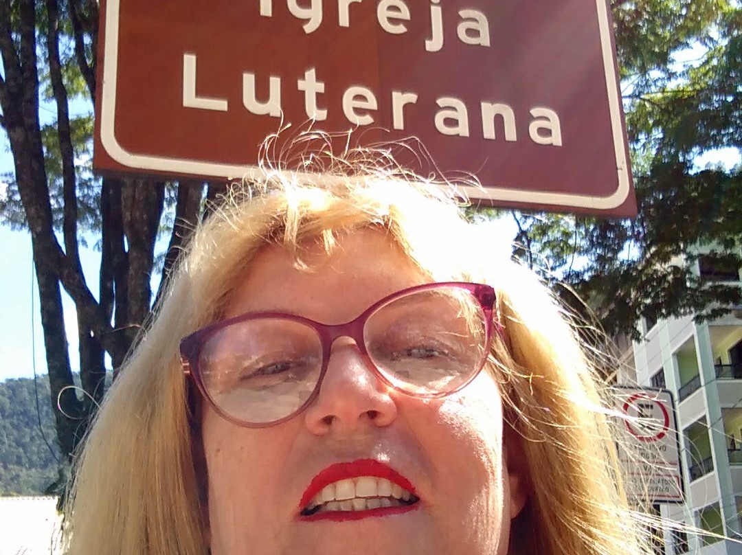 Evangelical Church of the Lutheran Confession-多明戈斯-马丁斯必去景点