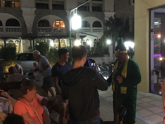 Ivan's bar-晴滩必去景点