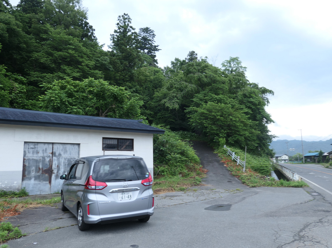 Hayama Tumulus景点图片