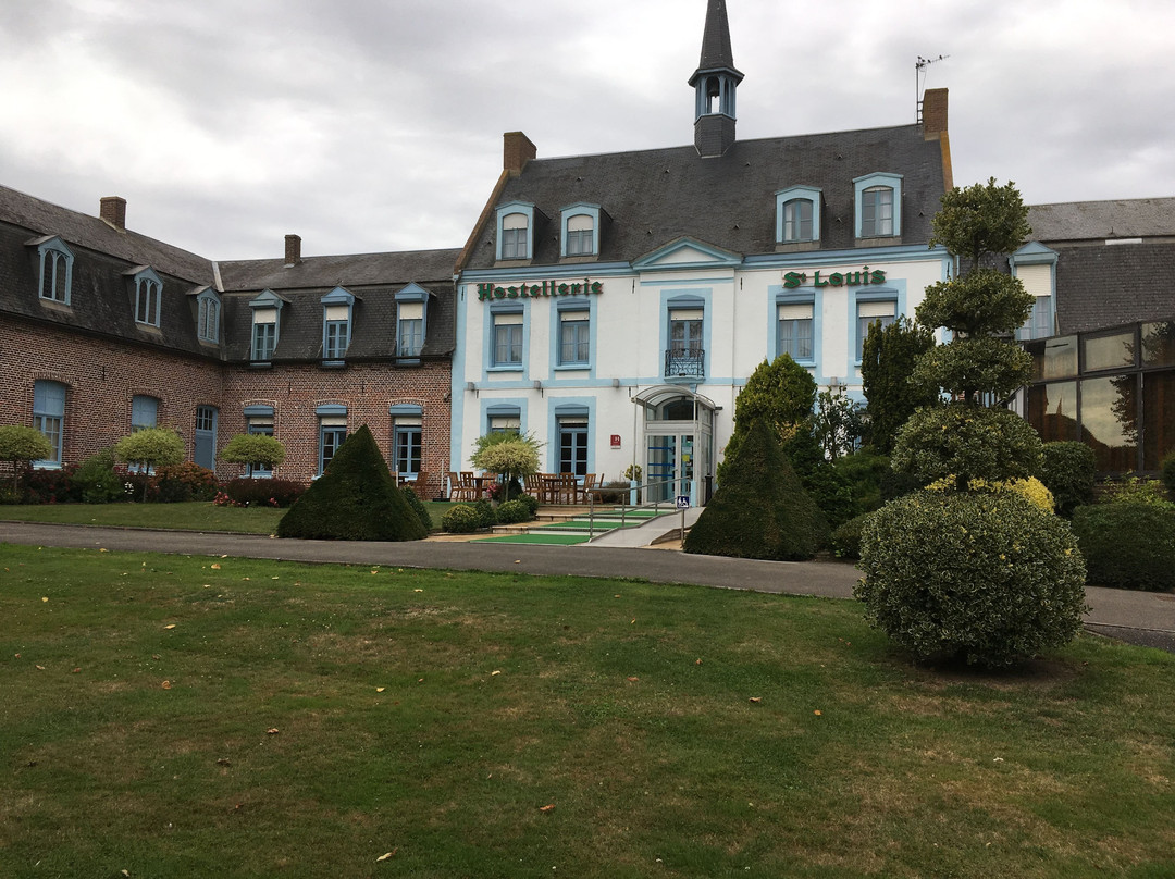 Logis Hostellerie Saint Louis主图