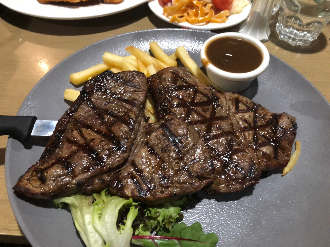 Esplanade Hotel主图