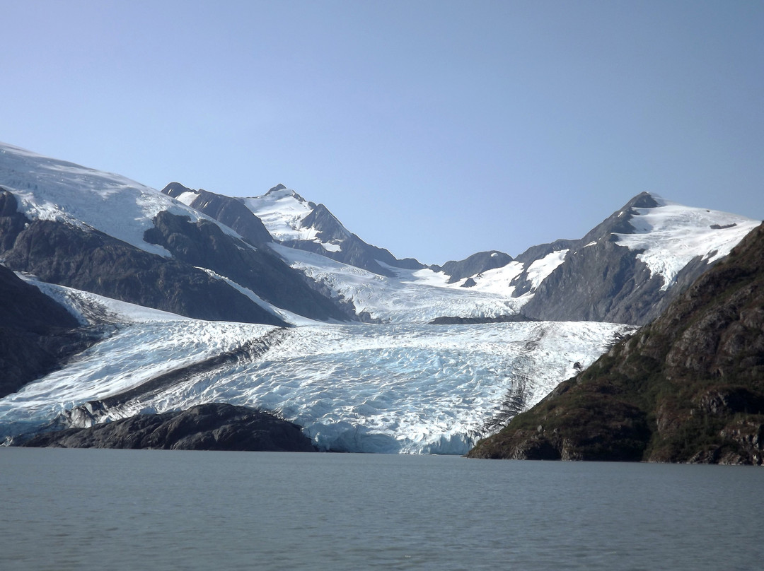 Portage Glacier Cruises景点图片