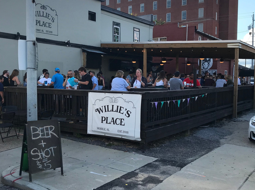 Willie’s Place景点图片