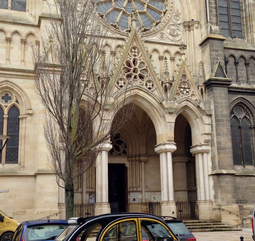 Bordeaux 2cv Tours景点图片