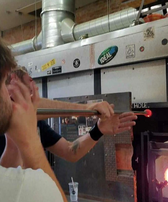 Central Glass Works-Centralia必去景点