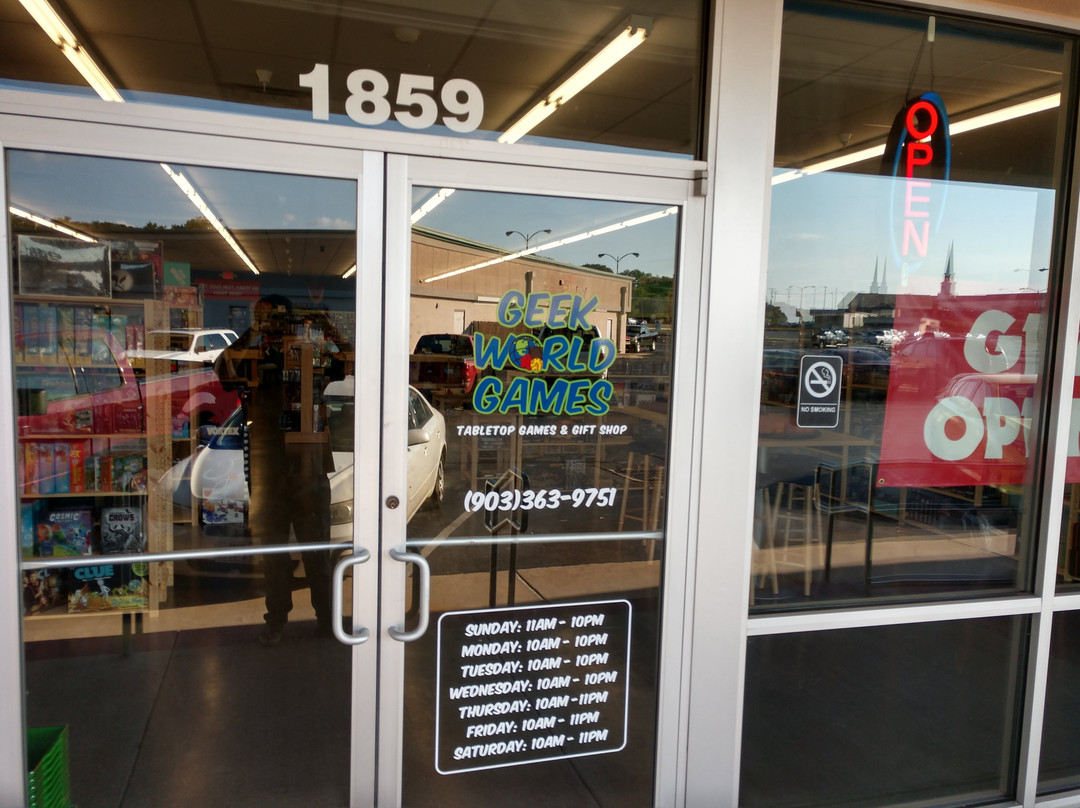 Geek World-泰勒必去景点