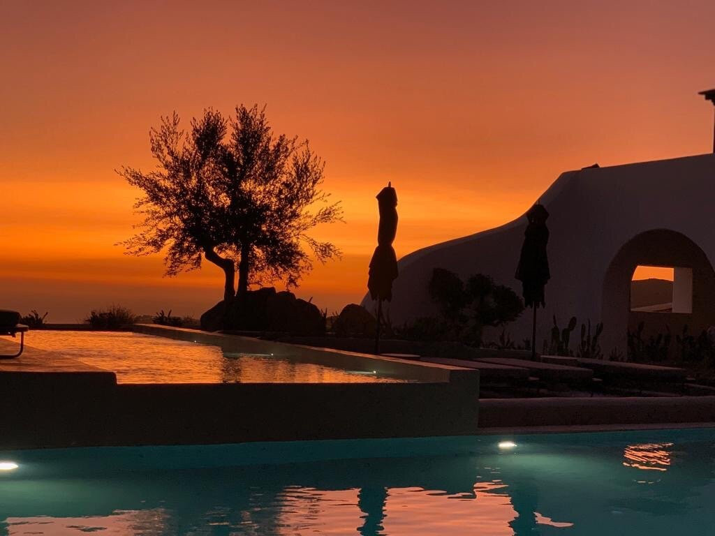 Nobu Hotel Santorini主图