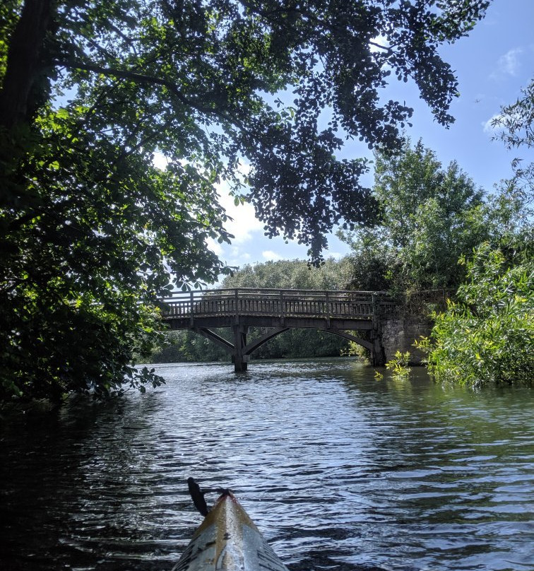 London Kayak Tours景点图片