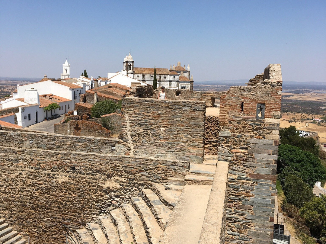 Monsaraz Castle and Walls景点图片