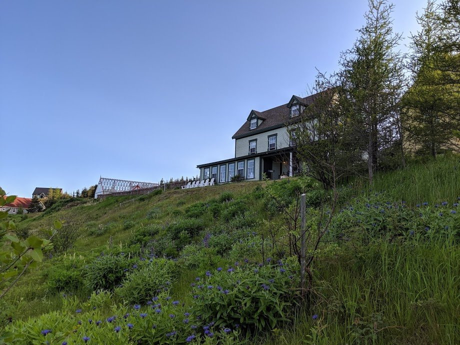 Fishers' Loft Inn by Ship Cove主图