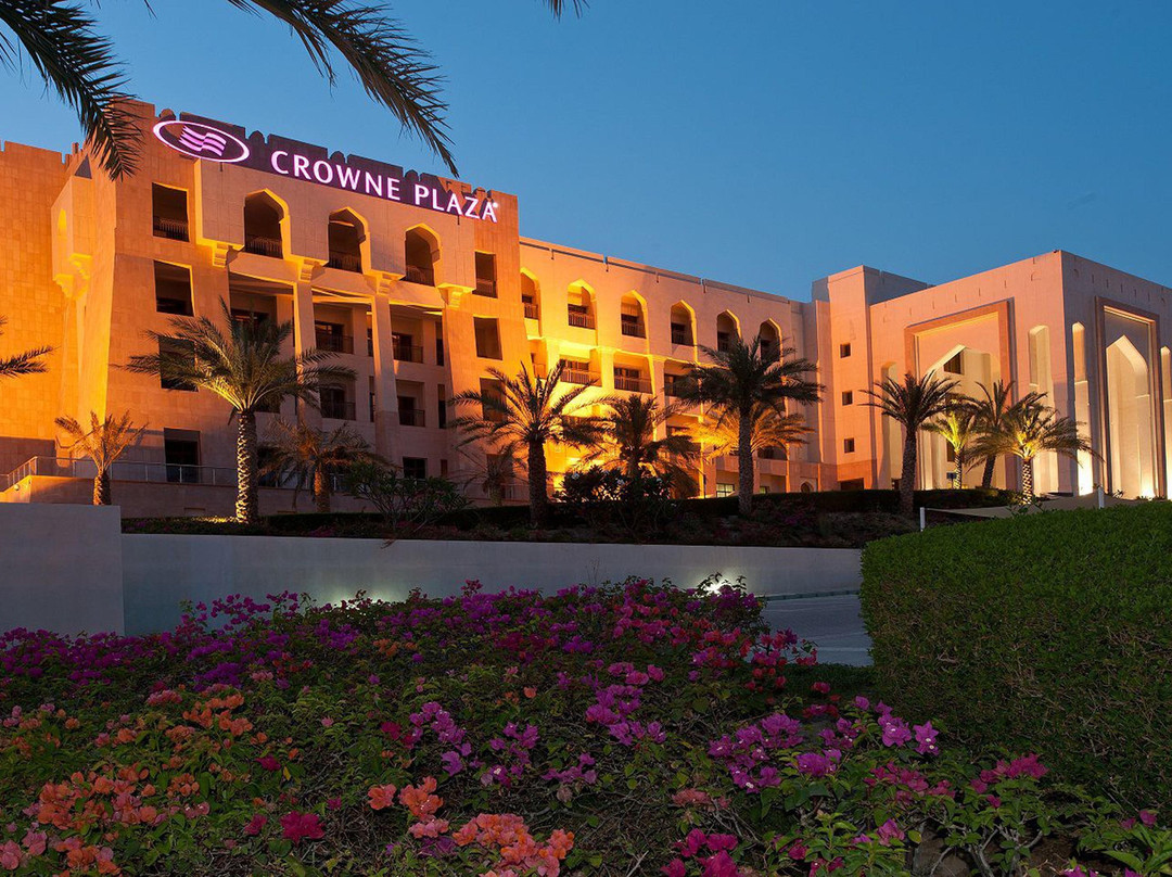 皇冠假日酒店&度假村主图