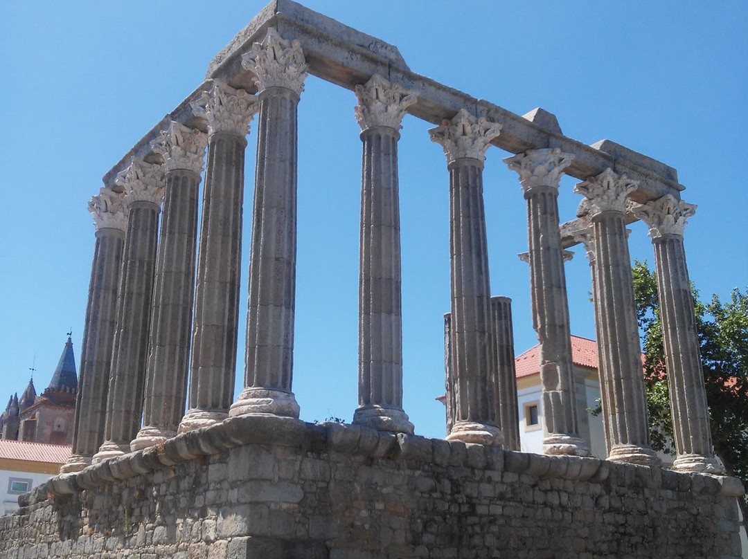 Templo Romano de Évora (Templo de Diana)-埃武拉必去景点