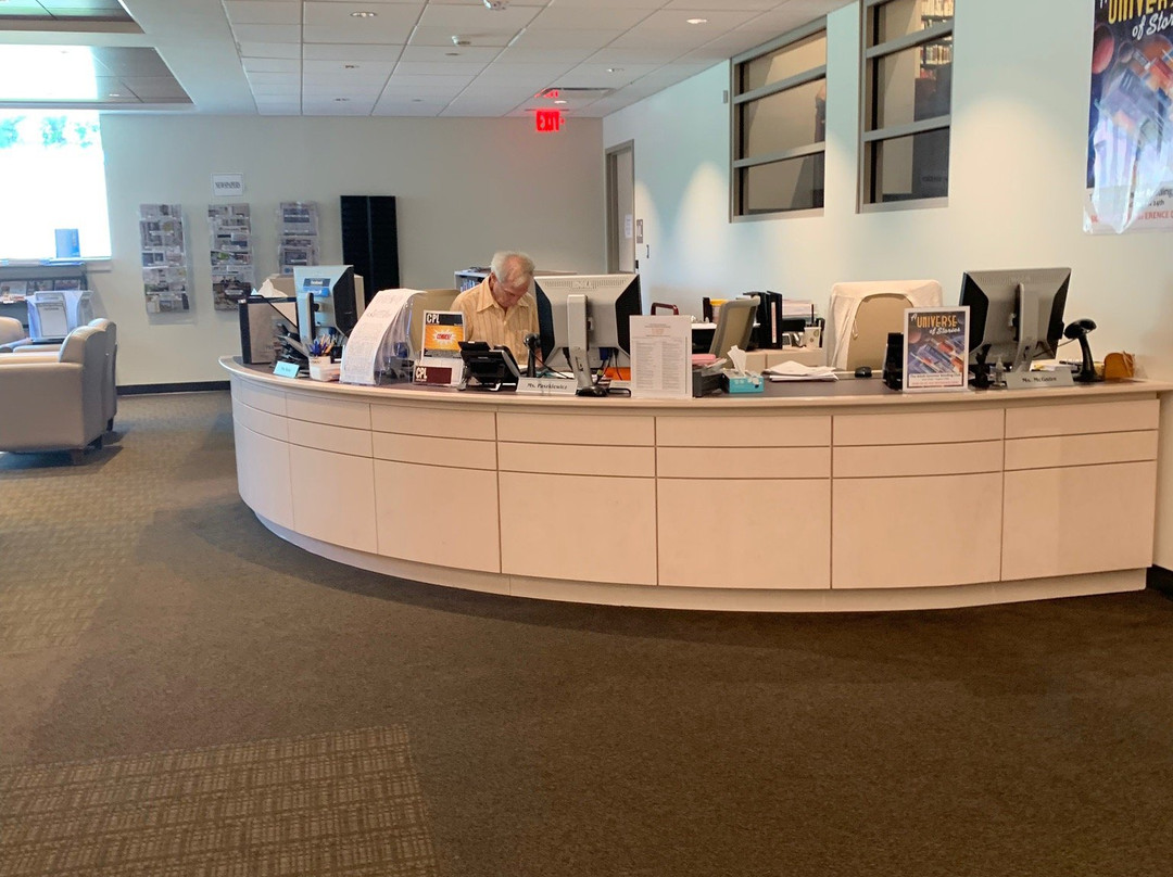 Commack Public Library-Commack必去景点