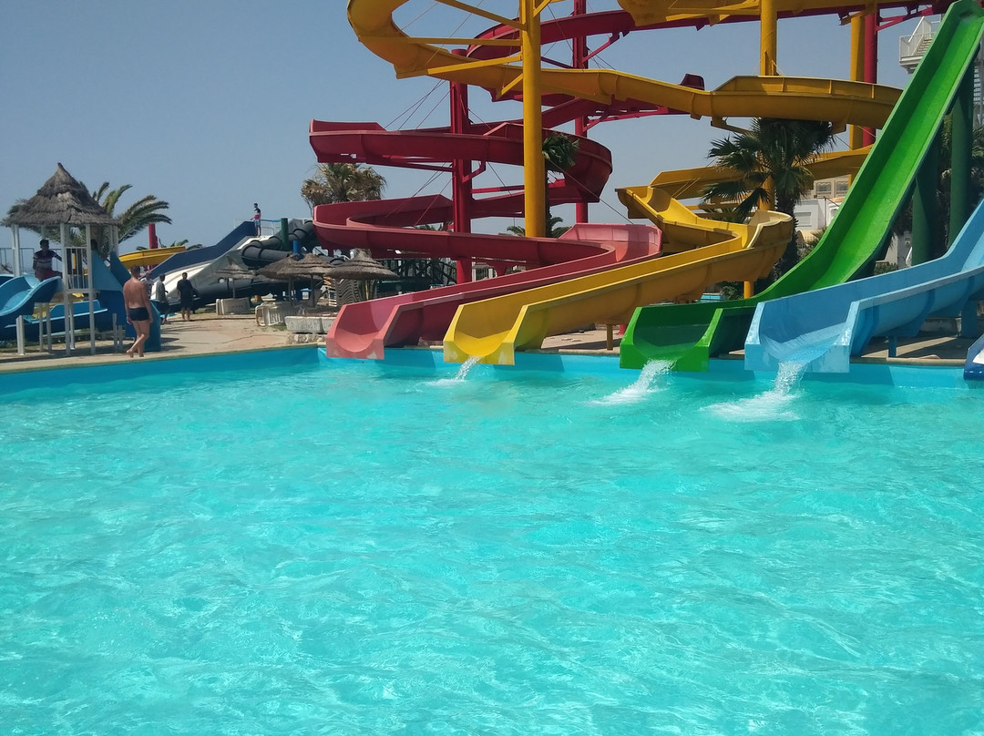 总统俱乐部酒店主图