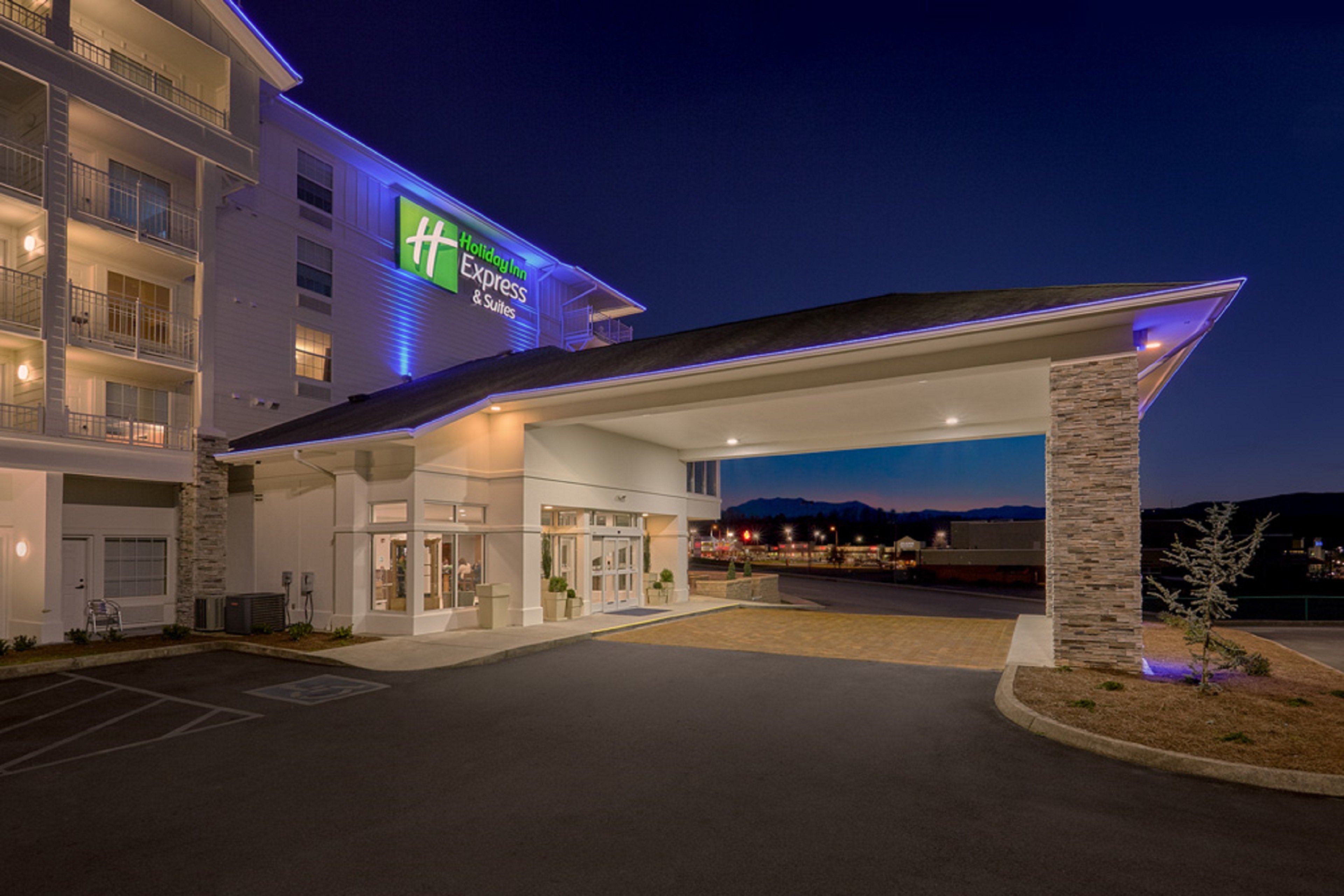 Holiday Inn Express & Suites Pigeon Forge - Sevierville By IHG-官方