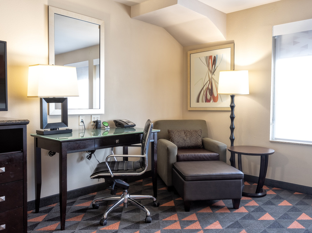 Holiday Inn Oceanside Camp Pendleton Area by IHG主图