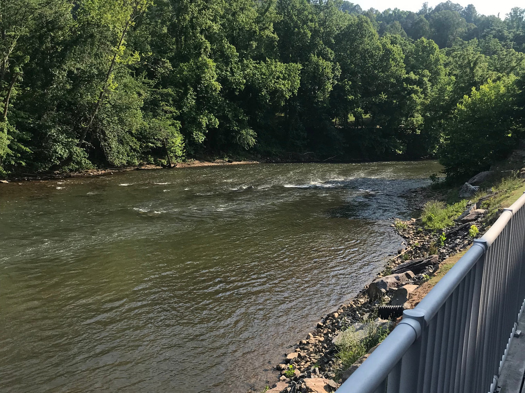 Best Western Plus River Escape Inn & Suites主图