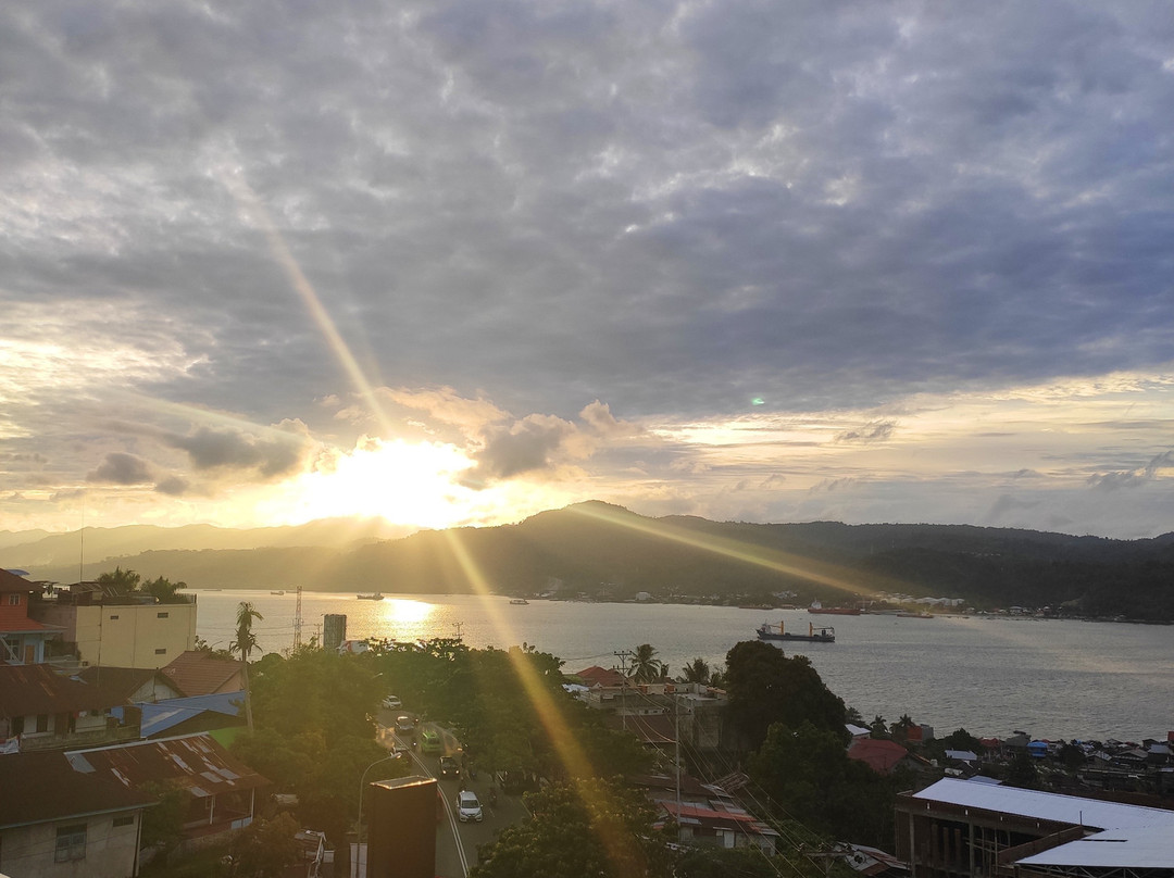 Hotel Santika Premiere Ambon主图