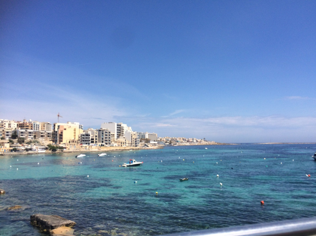 Gillieru Harbour Hotel主图