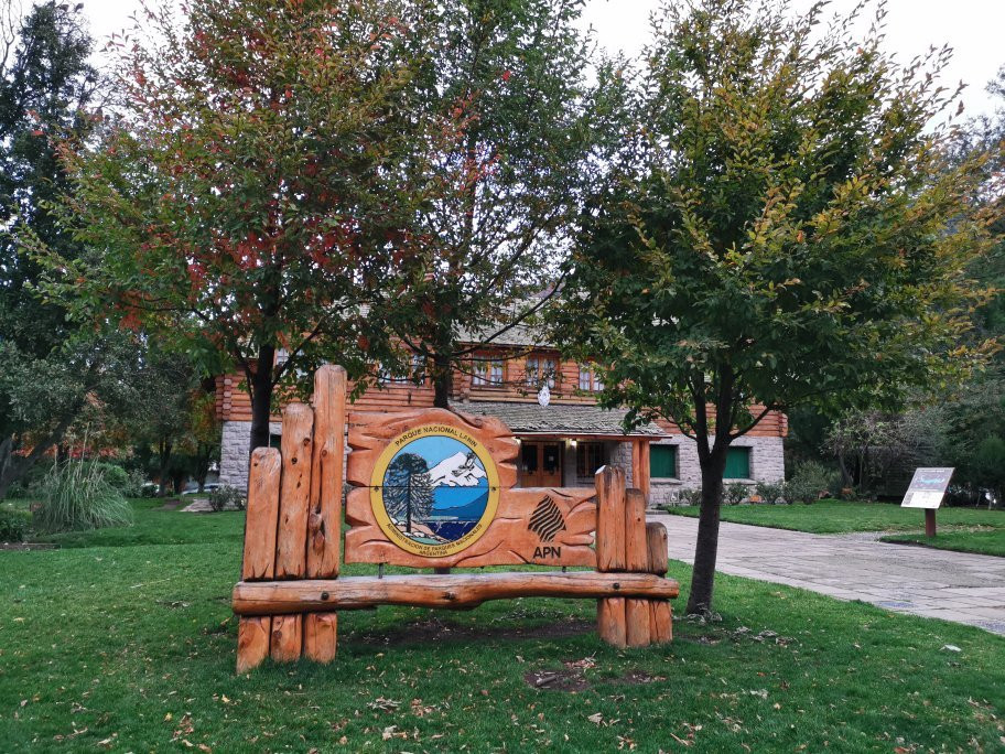 Centro Civico-圣马丁德洛斯安第斯必去景点