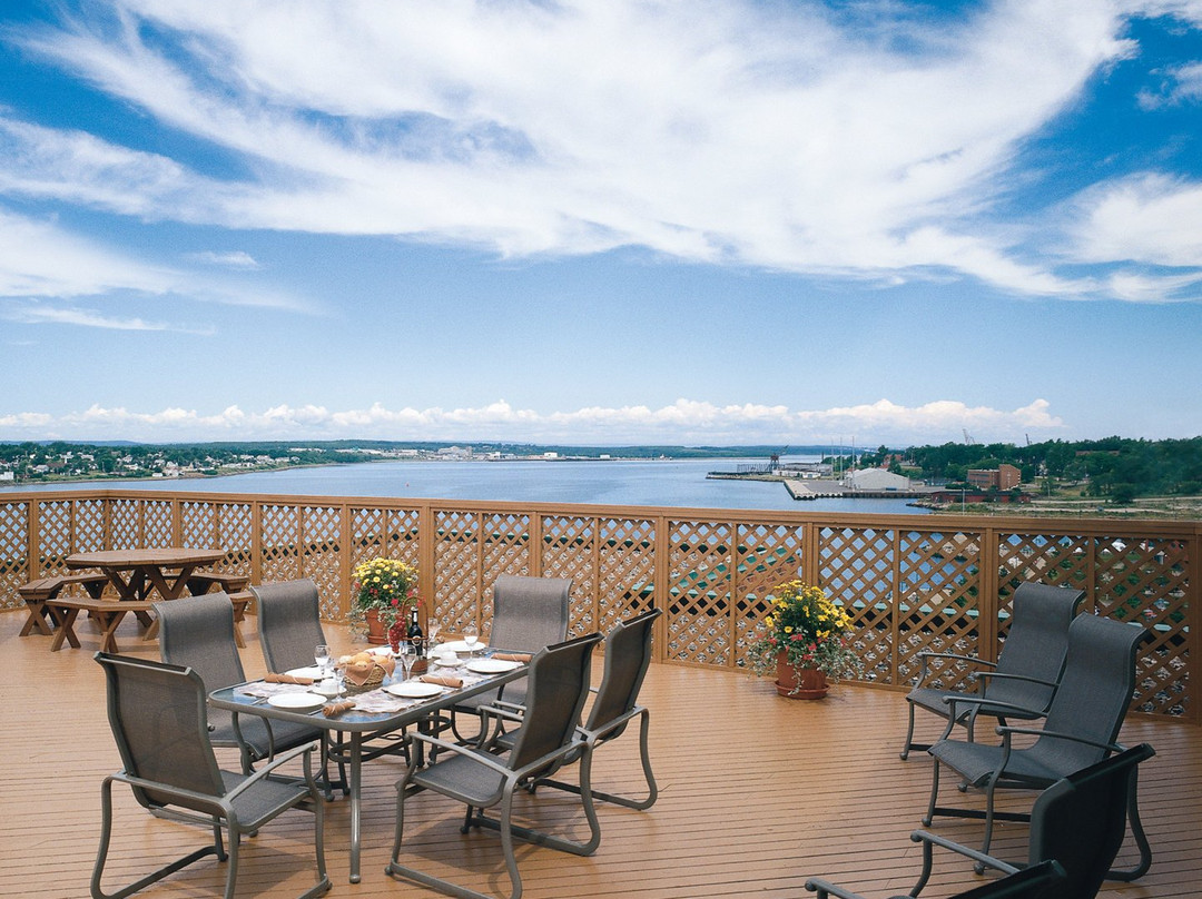 悉尼剑桥套房酒店主图