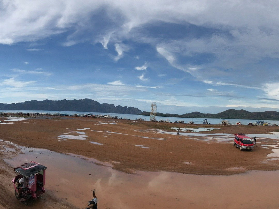 Luis Bay Travellers Lodge主图