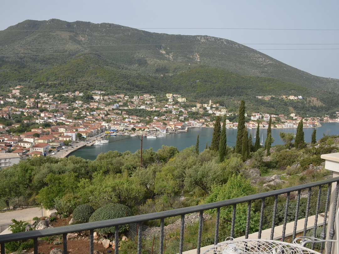 Adastra Ithaca Luxury Suites主图