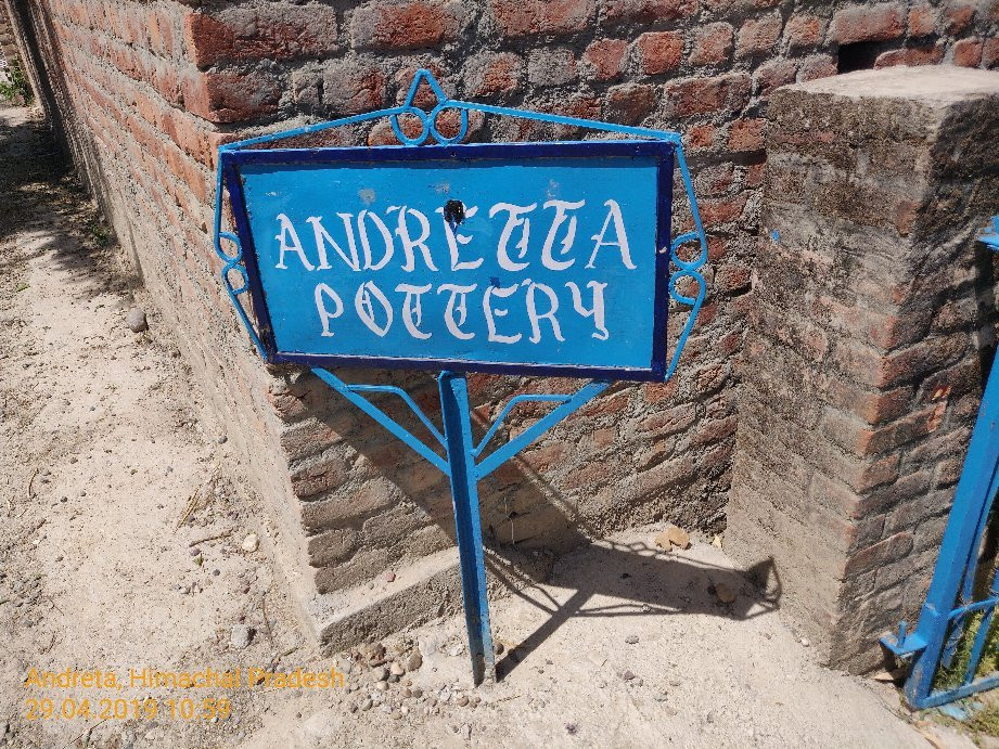 Andretta Pottery & Craft Society景点图片