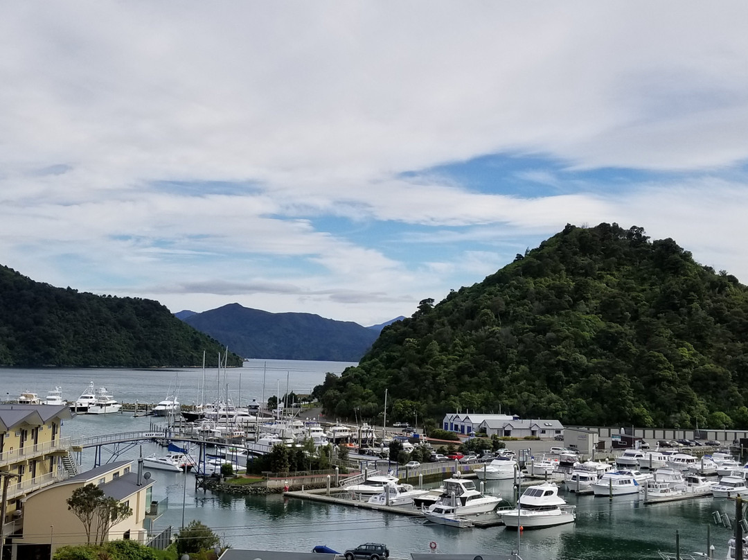 港景汽车旅馆主图