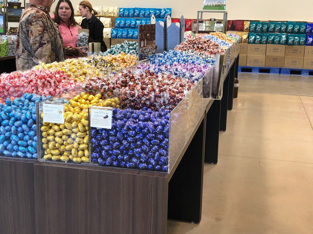 Lindt Chocolate Factory Outlet Carlisle景点图片