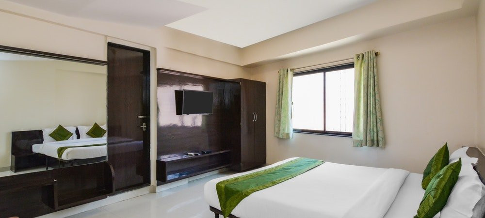 Treebo Trip Mahalaxmi Executive主图