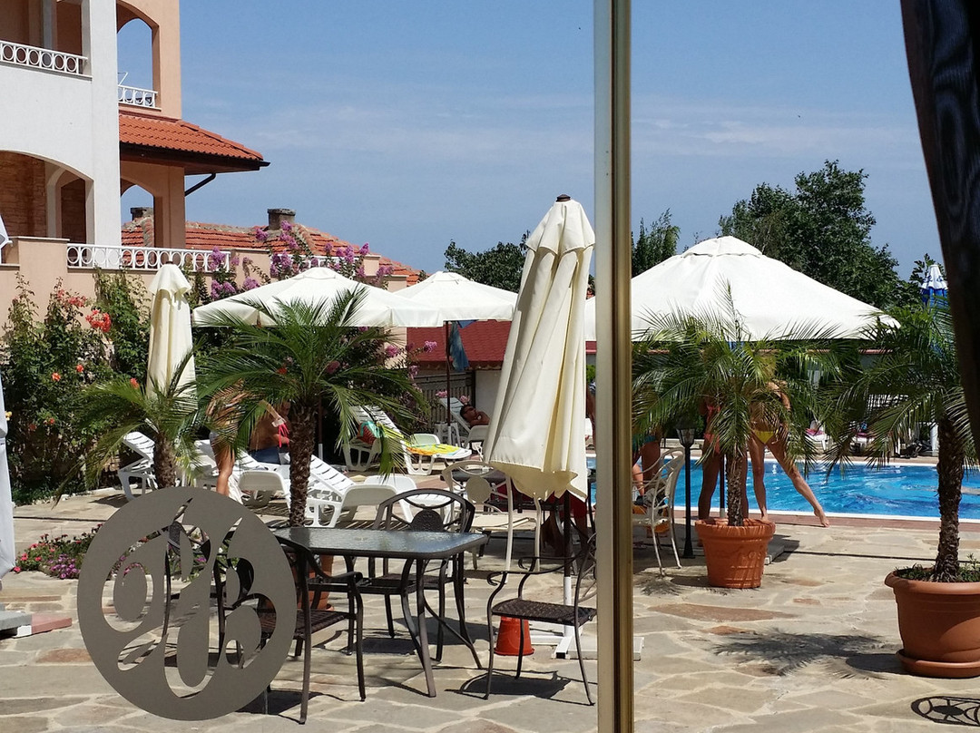 帕拉索比亚拉酒店主图