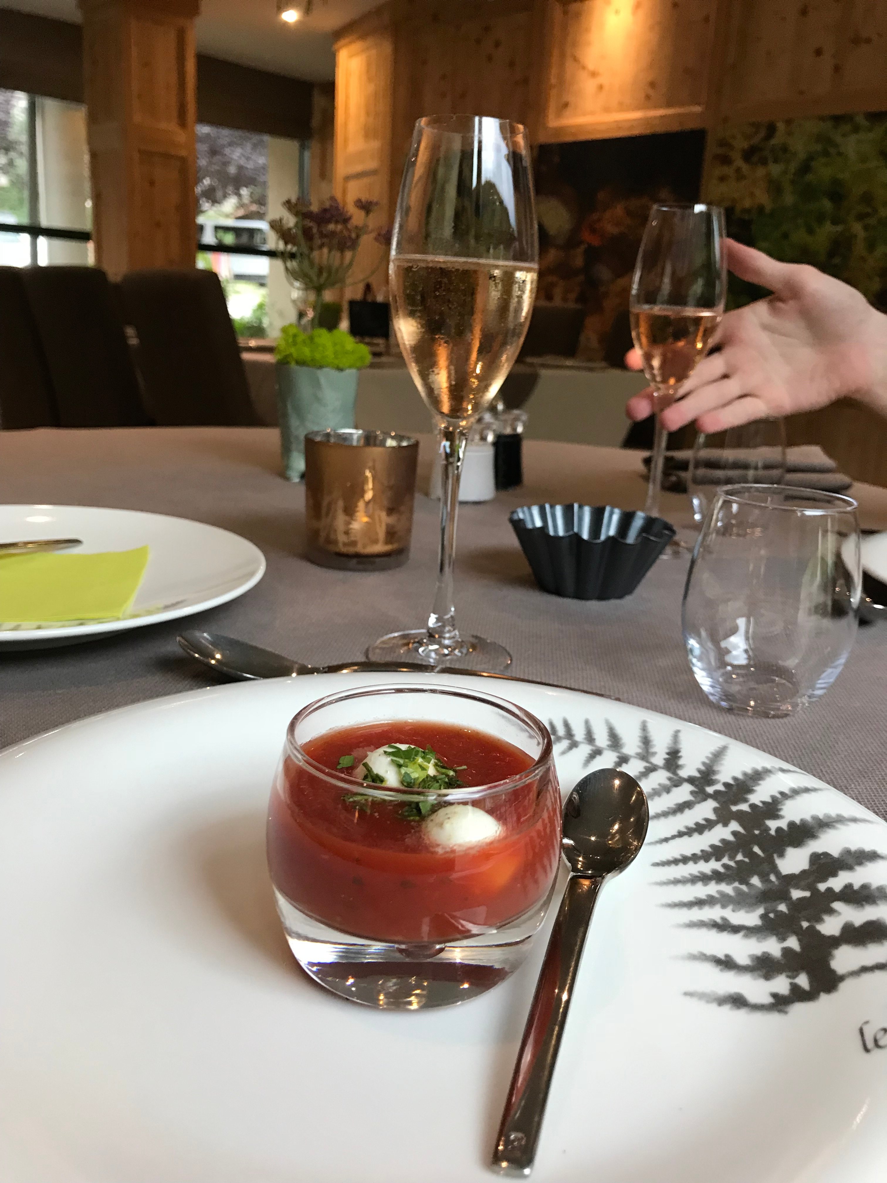 Le Val Joli Hôtel Restaurant-餐饮