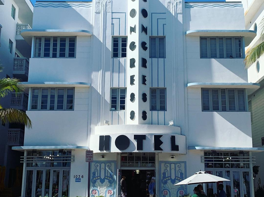 The Official Art Deco Walking Tour by the Miami Design Preservation League景点图片