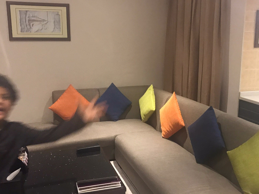 博得套房酒店主图