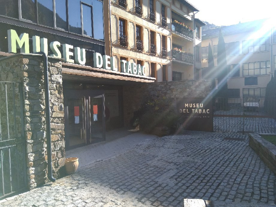 Museu del Tabac-Sant Julia de Loria必去景点