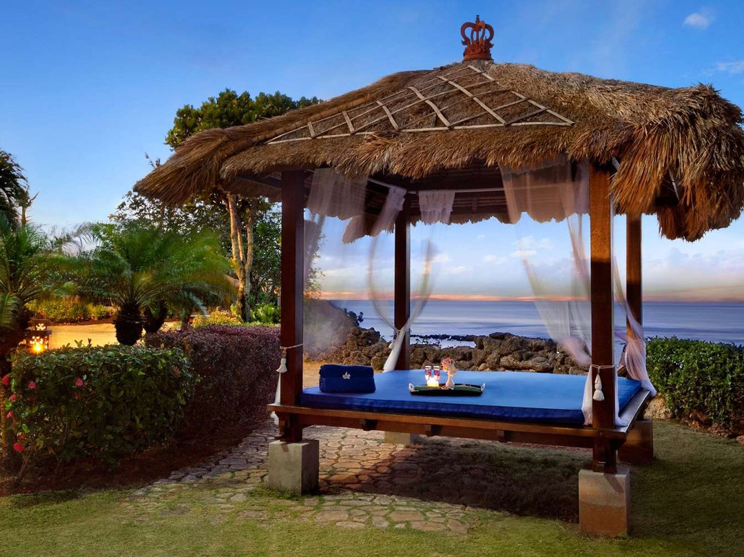 关岛希尔顿spa度假酒店主图