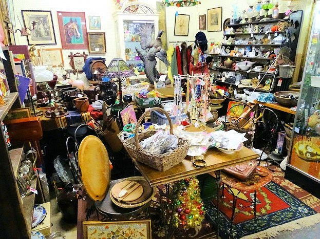 Bedford Street Antiques景点图片