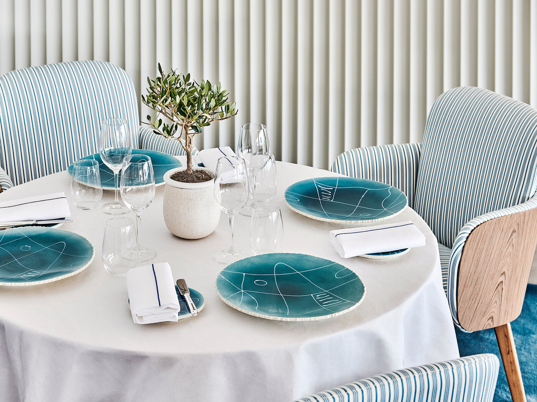 Louroc Restaurant