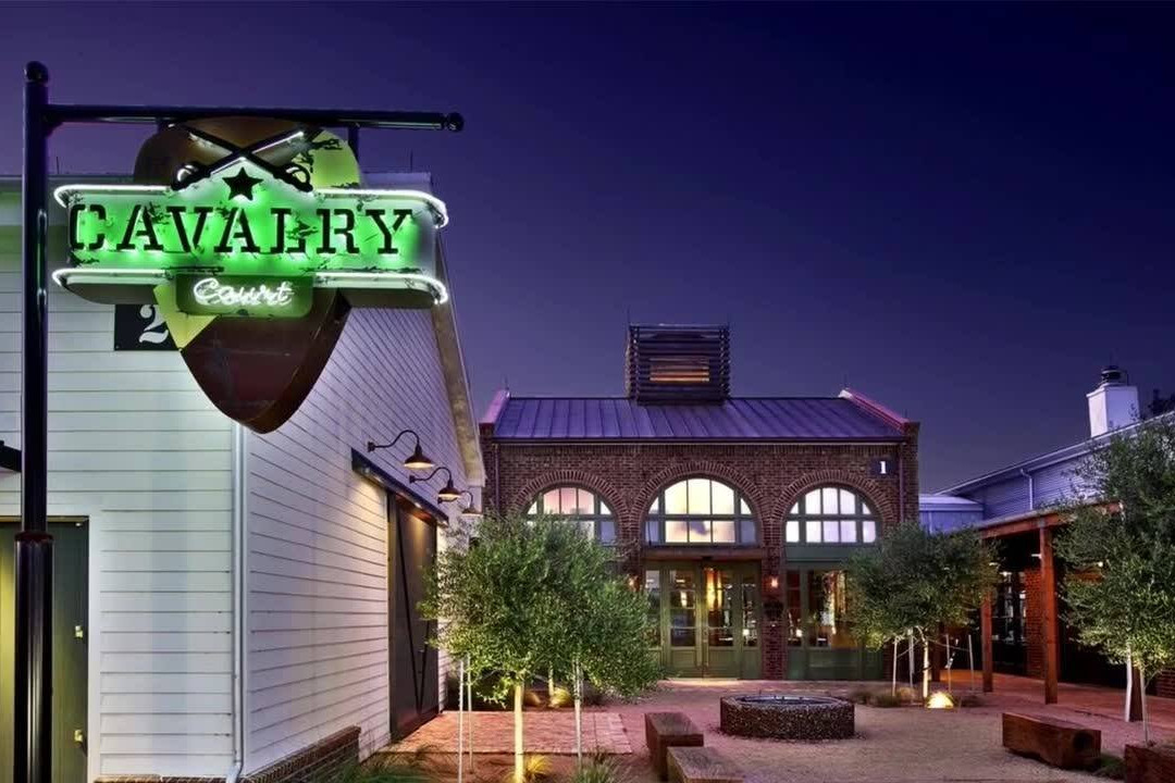 Cavalry Court, Valencia Hotel Collection主图