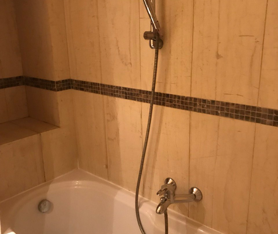 烟草大酒店主图