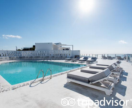 罗卡贝拉圣托里尼水疗酒店主图