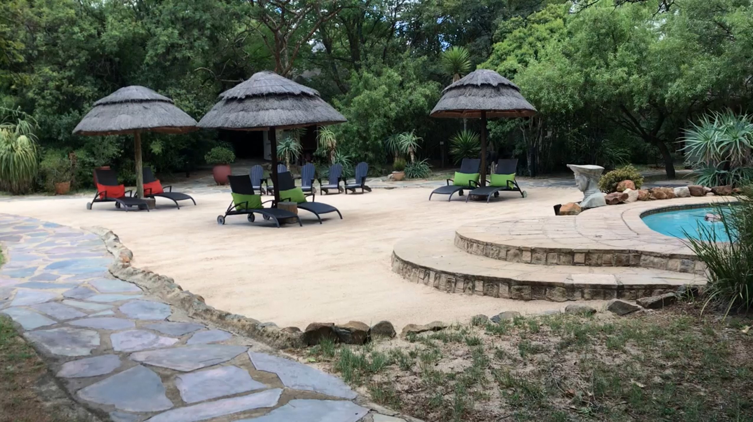 Aquanzi Lodge-泳池
