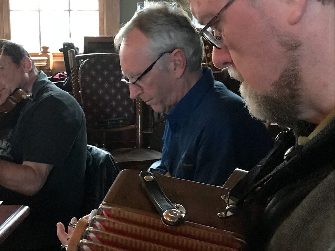 The Irish Legend Pub & Restaurant-Willow Springs必去景点