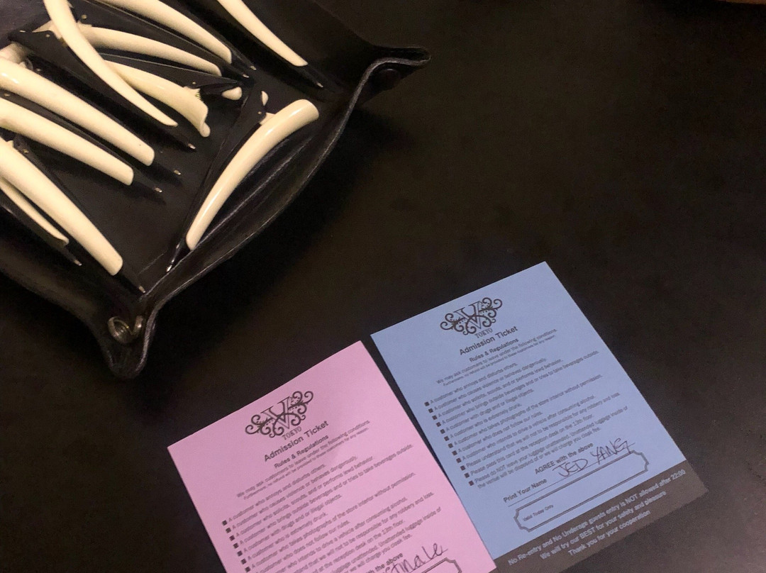 Roppongi餐馆和美食-V2TOKYO